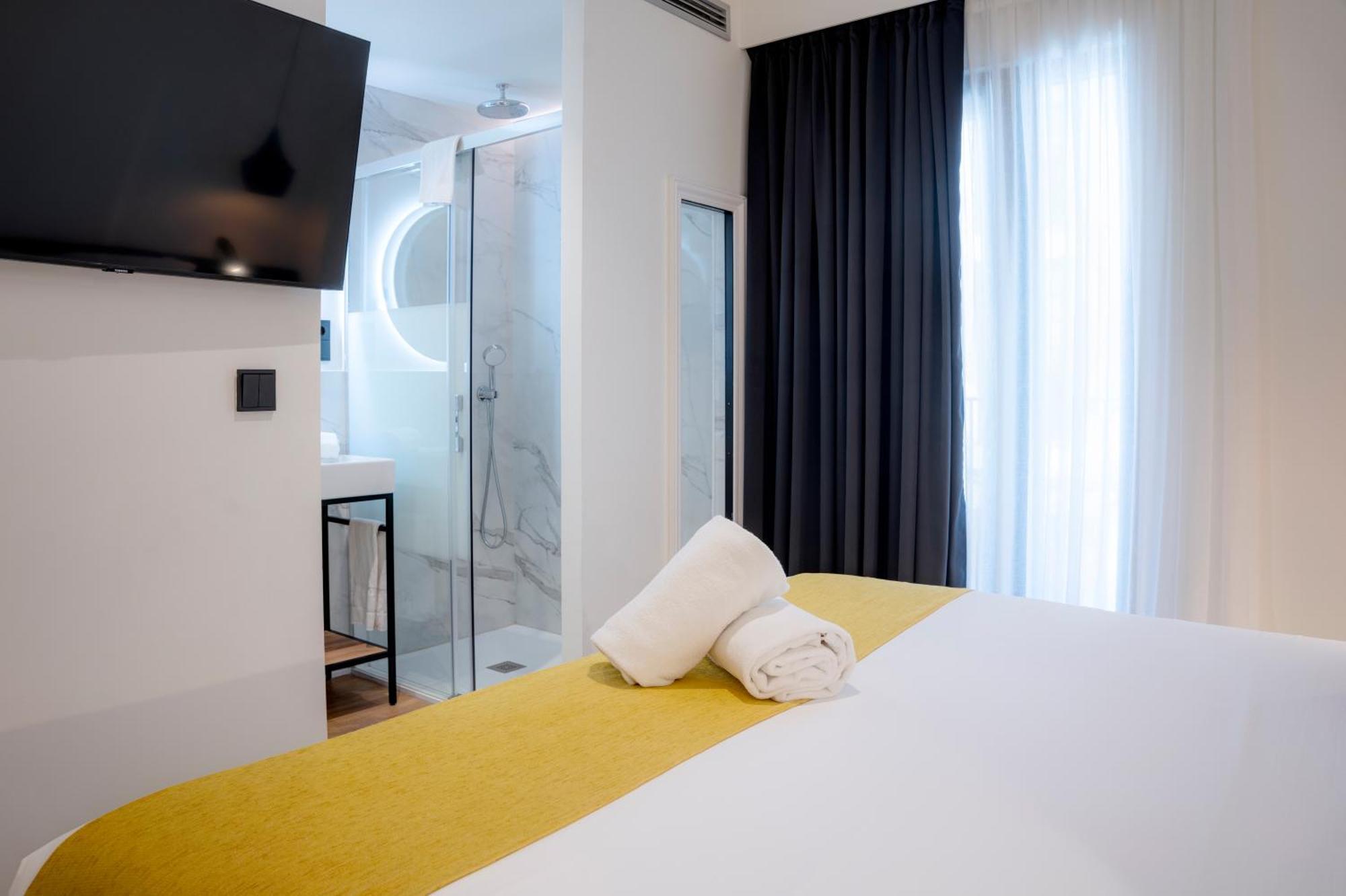 Citrea Santander Hotel Buitenkant foto