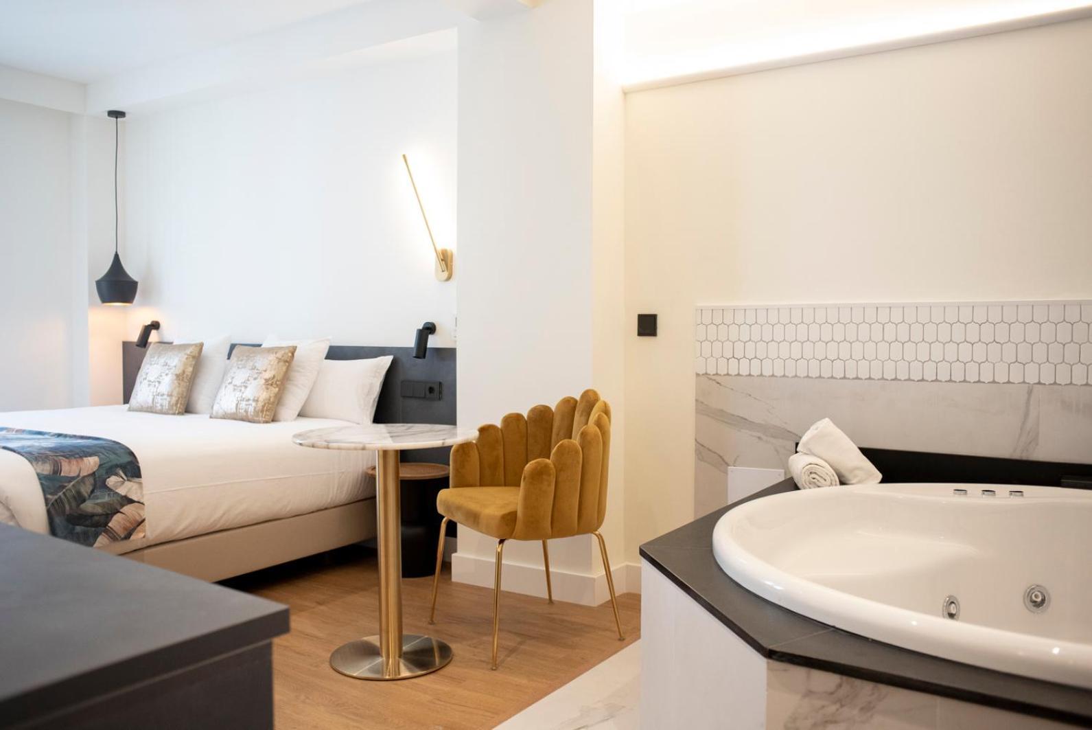 Citrea Santander Hotel Buitenkant foto